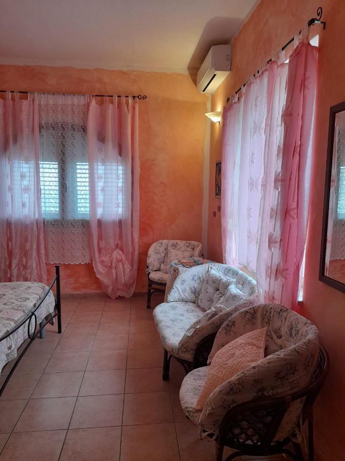 La Finestra Vista Corsica Bed & Breakfast Santa Teresa Gallura Exterior photo