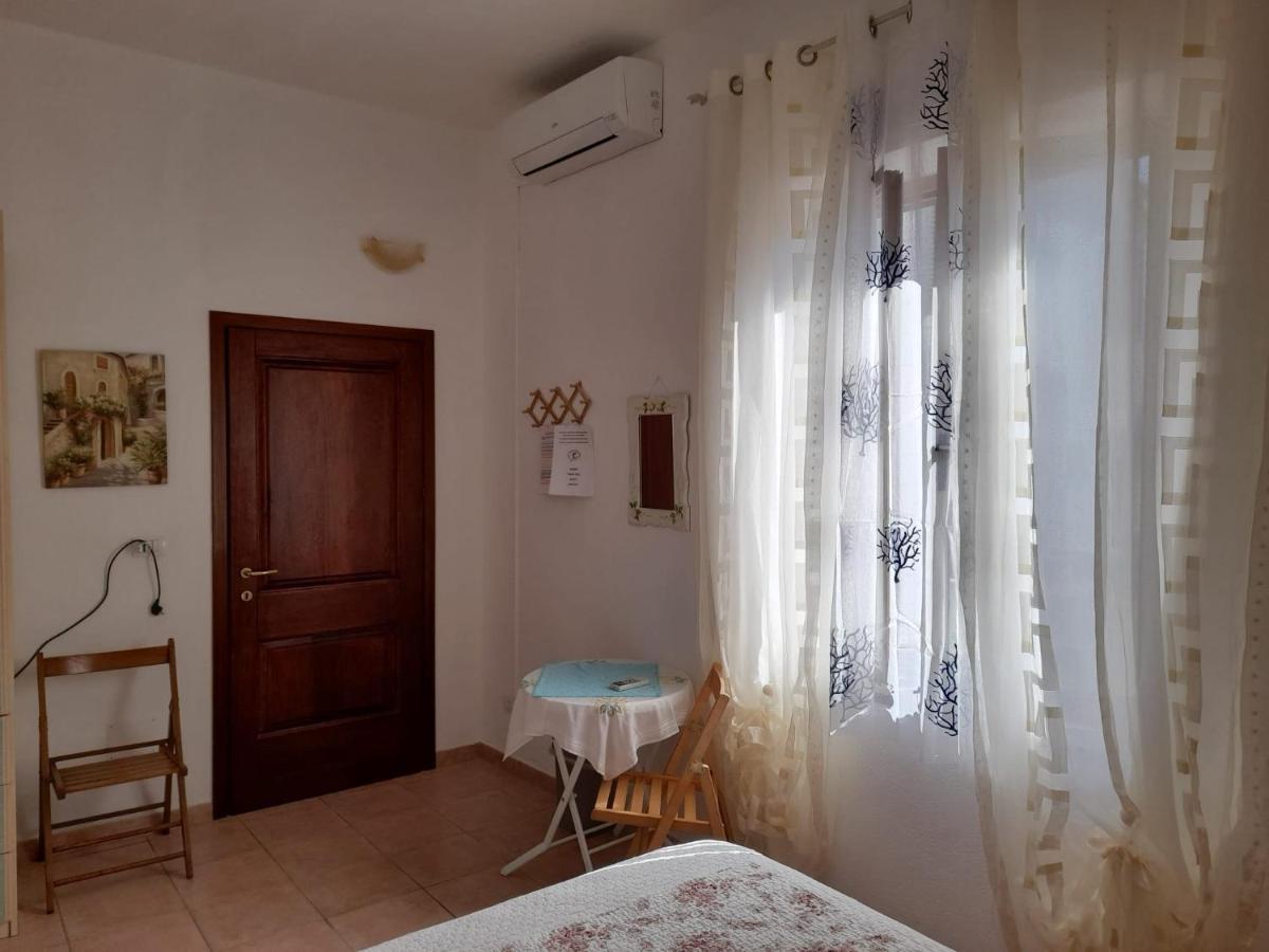 La Finestra Vista Corsica Bed & Breakfast Santa Teresa Gallura Exterior photo