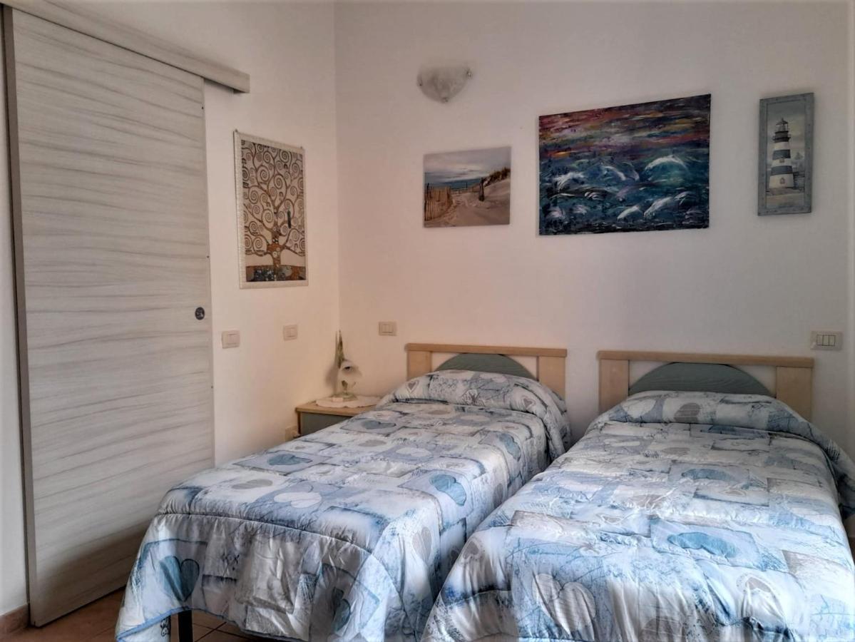 La Finestra Vista Corsica Bed & Breakfast Santa Teresa Gallura Exterior photo