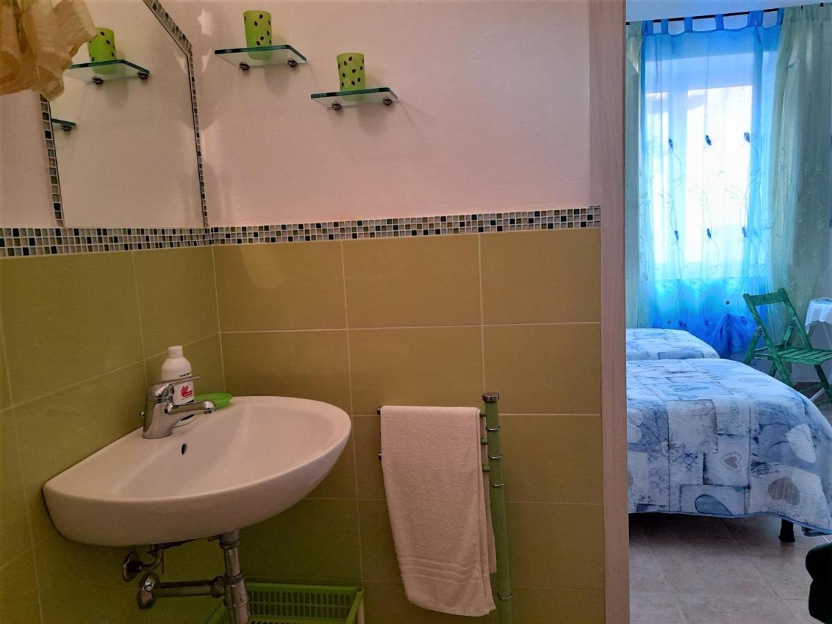 La Finestra Vista Corsica Bed & Breakfast Santa Teresa Gallura Exterior photo