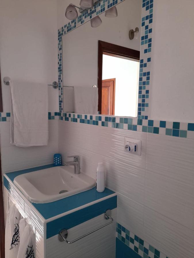 La Finestra Vista Corsica Bed & Breakfast Santa Teresa Gallura Exterior photo
